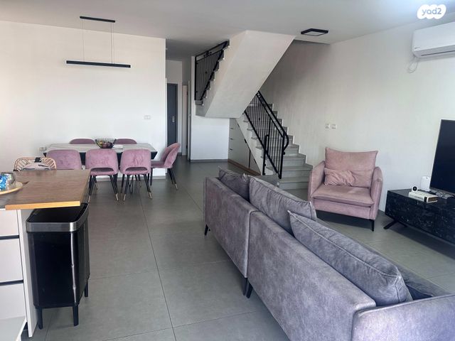 בית פרטי/ קוטג', הרימון 21, שאר העיר, חצור הגלילית