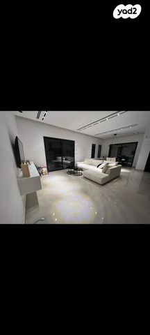 בית פרטי/ קוטג', עופרה חזה 2, כלניות, באר שבע