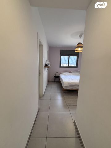 דירה, הרבי מלובאוויטש 30, השחר, דימונה