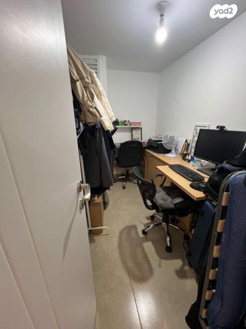 דירה, הנרקיסים 12, רכסים, רכסים