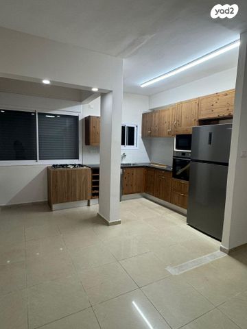 דירת גן, מצפה 4, נווה שאנן, חיפה