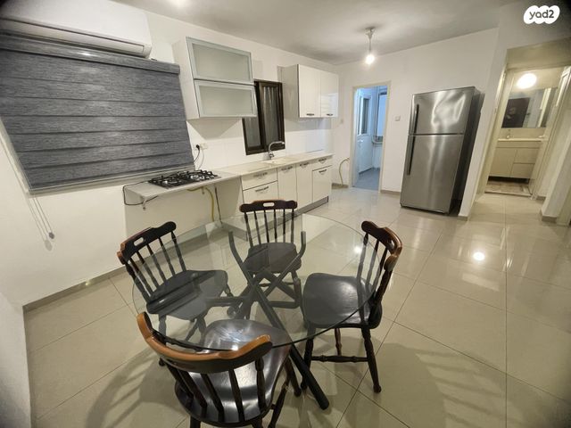 דירה, שבטי ישראל 42, קרית חיים מזרחית, חיפה