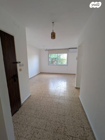 ז'בוטינסקי 6