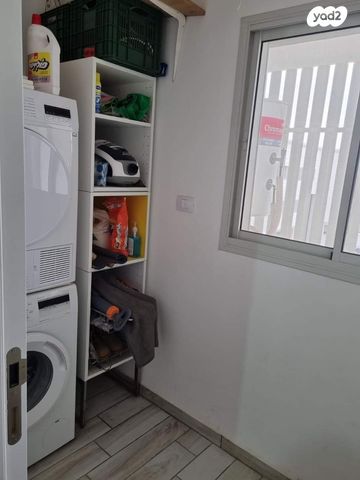 דירה, ארבע האמהות 14, רובע יזרעאל סביוני העמק, עפולה