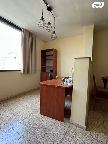 דירה, הירדן 83, נווה יהושע, ערמונים, רמת גן