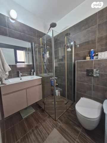 דירה, יעקב תמרי 8, חצרות המושבה, רחובות