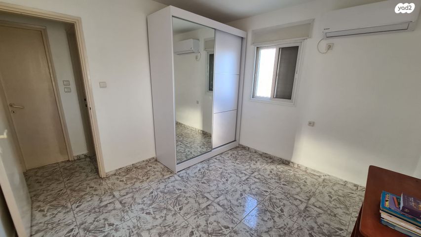 דירה, גיורא יוספטל 11, גיורא, רמלה