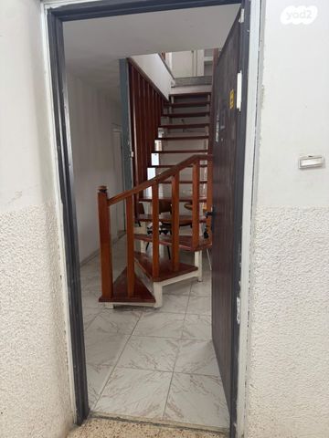 דופלקס, הרי הגולן 9, יד התשעה, שביב, הרצליה