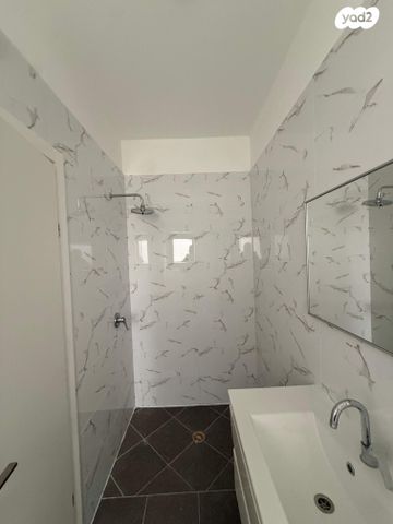 דירה, אריאל שרון 2, נווה שרון / שער העיר, נתיבות