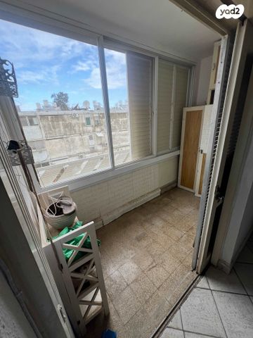 דירה, הפרטיזנים 9, צור שלום, קרית ביאליק