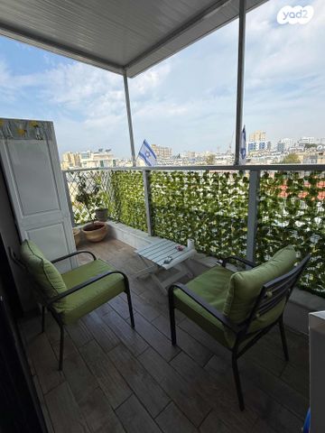 הרב הרצוג 17