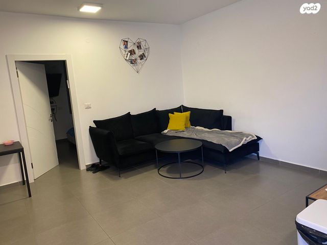 יחידת דיור, התבור 41, מרכז העיר, קרית אתא