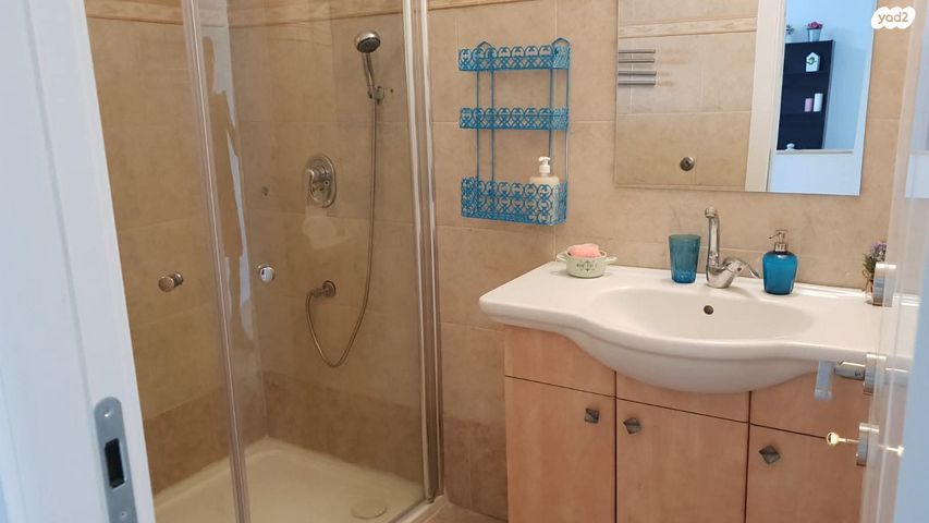 אבן גבירול 6