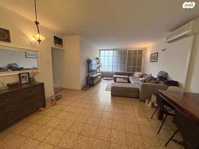 דירה, הקוצרים 12, מרכז, הרצליה