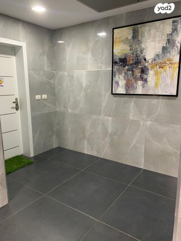 דירה, הרברט סמואל 86, מרכז העיר, חדרה