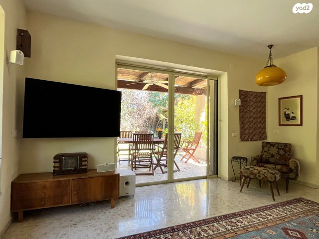 דו משפחתי, מרים החשמונאית 3, נווה נאמן, הוד השרון