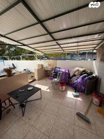 דירת גן, האשל 22, בית אליעזר, חדרה