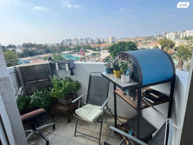 דירה, מורדי הגטאות 40, שיכוני המזרח, ראשון לציון