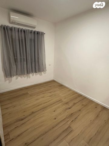 דירה, דרך השלום 131, שכונה ג', באר שבע