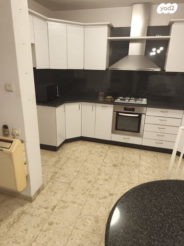 דירה, הסמדר 9, קרית כרמים, ראשון לציון