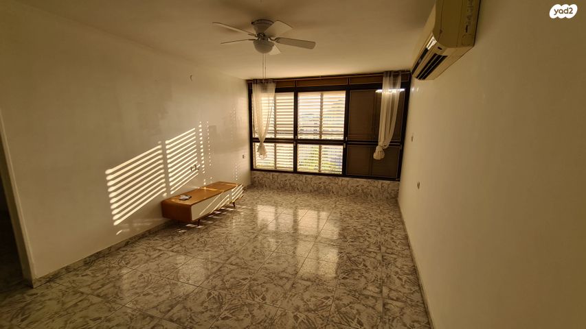 דירה, גיורא יוספטל 11, גיורא, רמלה