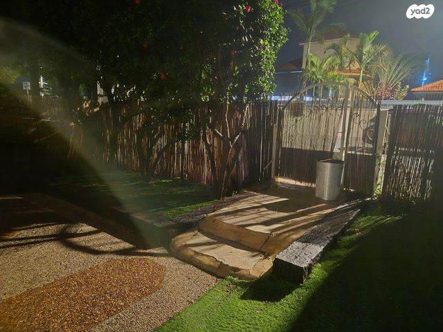 דירת גן, הגיבורים 9, סביוני עתלית, עתלית