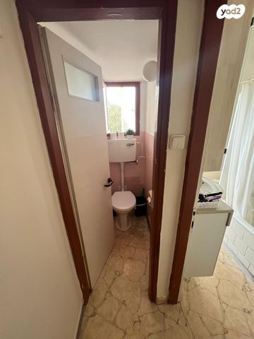 דירה, הראשונים 11, לב המושבה / מרכז העיר, פתח תקווה