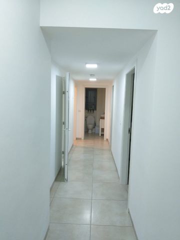 גג/ פנטהאוז, ספיר 16, רובע יזרעאל סביוני העמק, עפולה