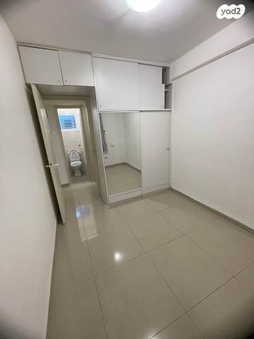 דירה, שבטי ישראל 42, קרית חיים מזרחית, חיפה