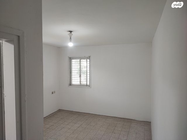 דירה, חבצלת החוף 8, גבעת האירוסים, נתניה