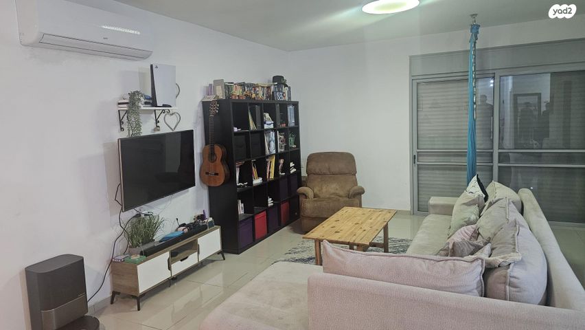 דו משפחתי, חצב 6, אחוזת ברק, אחוזת ברק