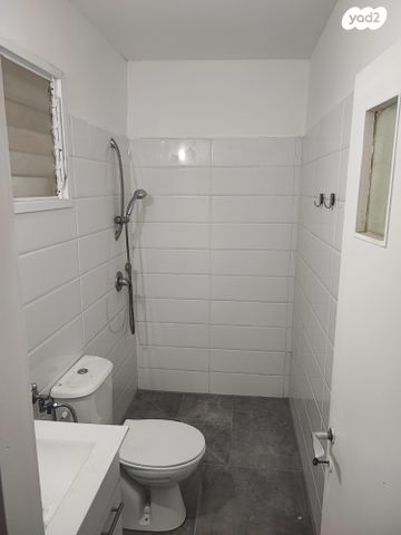 דירה, חבצלת החוף 8, גבעת האירוסים, נתניה