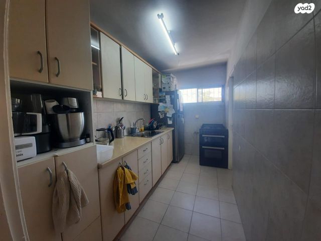 דירה, הצבי 107, שכונה ה', באר שבע