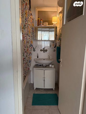 דירת גן, שדרות יד לבנים 35, יד אליהו, תל אביב יפו