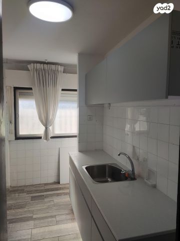 דירה, נתיב הטרשים 16, גבעת נשר, נשר