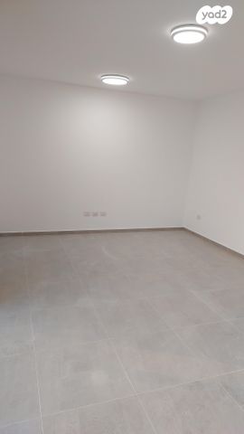 דירה, הרב שלום שבזי 201, פסגות אפק, ראש העין