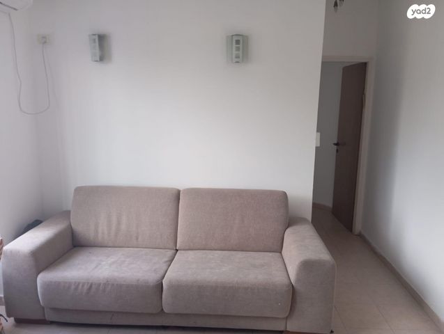 דירה, הרצל 54, שכונת בן גוריון, מרכז העיר ג', רמת גן