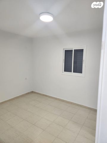 דירה, שדרות מרדכי בן פורת 4, הראשונים, אור יהודה