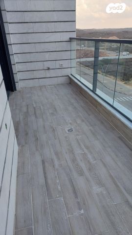 דירה, הרב שלום שבזי 201, פסגות אפק, ראש העין