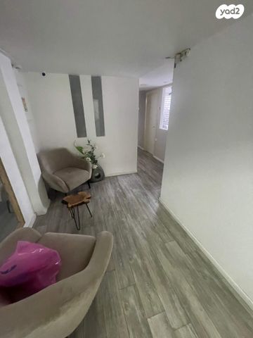 משרדים, היצירה 21, אזור תעשיה, בית הסוהר המרכזי, רמלה