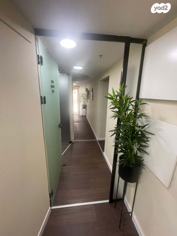 משרדים, היצירה 21, אזור תעשיה, בית הסוהר המרכזי, רמלה