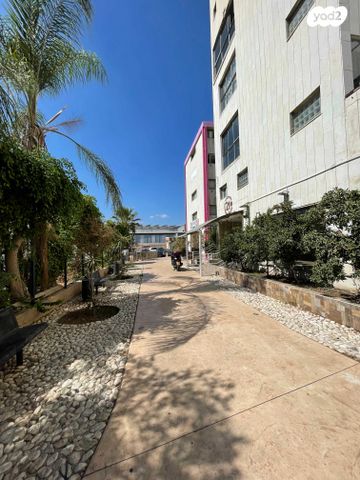 משרדים, היצירה 21, אזור תעשיה, בית הסוהר המרכזי, רמלה