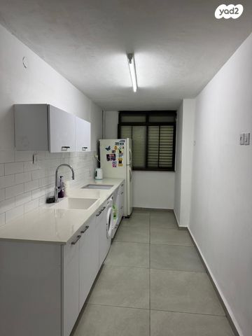 דירה, יצחק בן צבי 37, קרית ים ב', קרית ים