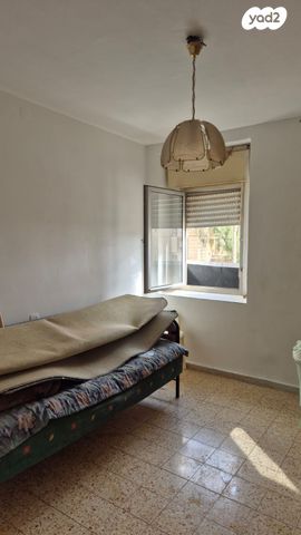 דירה, נחל ערוד, צוקי רמון, מצפה רמון