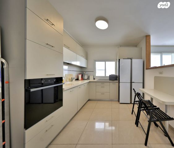 גג/ פנטהאוז, ש"י עגנון 15, קרית ים  א', קרית ים