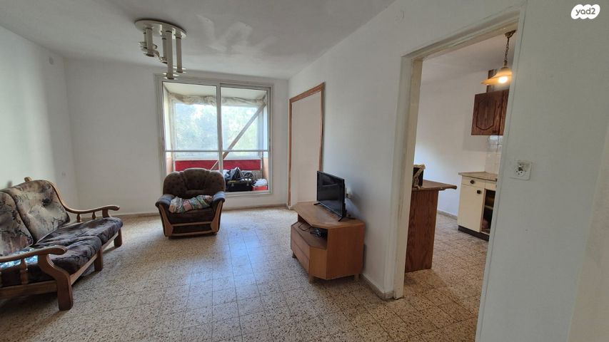 דירה, נחל ערוד, צוקי רמון, מצפה רמון