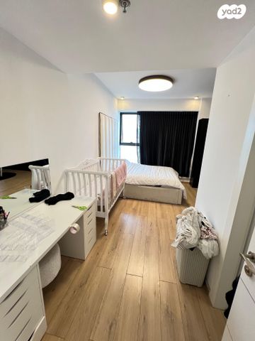 דירה, יצחק שדה 6, בת ים