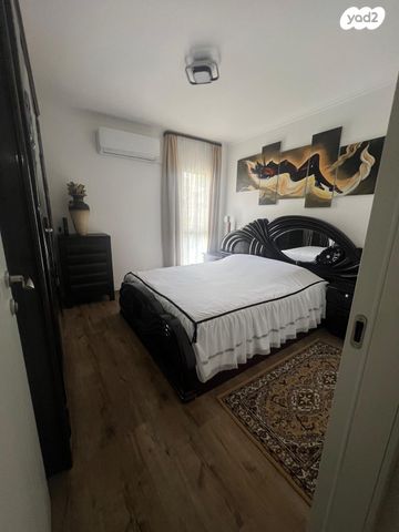 דירה, יעלים, ערד