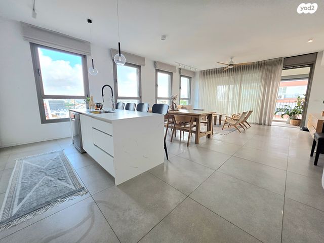 דירה, מרכז, כפר סבא