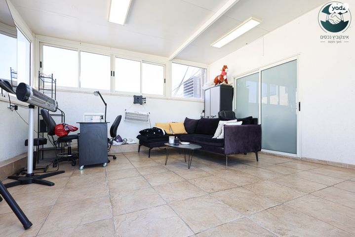 דופלקס, סוקולוב, הוד השרון